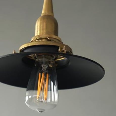 Brass Entrance Light + Iron mini shade black / 味わいが深まる真鍮製にマットな鉄の質感がおしゃれなエントランスライト / 電球なし