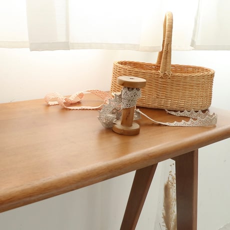 SMART DESK / シンプルでコンパクトな飴色が美しい天然木のスタイリッシュデスク / スペパ ブラウン