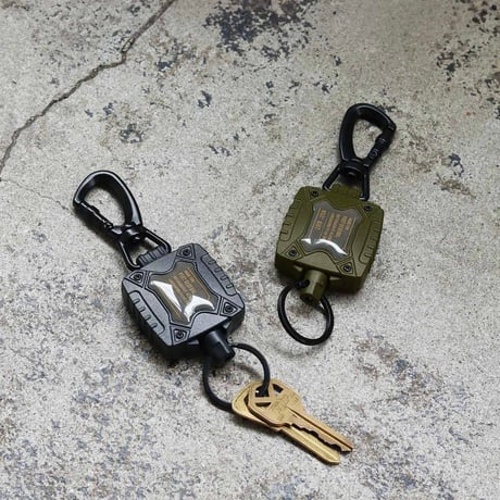 REEL KEY HOLDER / コード伸長65cmのリールキーホルダー カラビナ / スチール / BLACK , OLIVE POSTGENERAL