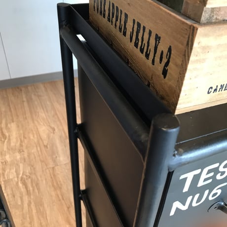 無骨なビンテージスタイル 重厚感のあるドロワーチェスト / IRON CHEST12  / 縦型 12杯  / BEIGE  , GRAY  , BLACK / インダストリアル  アイアンチェスト