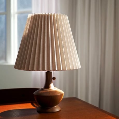 Peruna Table Light / 美しいウッドベースとファブリックのテーブルライト / デスクライト / ホワイトハウス球 , LED電球  / 北欧 デスクライト / テーブルランプ