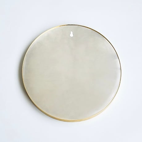 BRASS ROUND MIRROR 320 / 上質さをプラスして空間全体の完成度を上げてくれる真鍮ミラー / φ32cm
