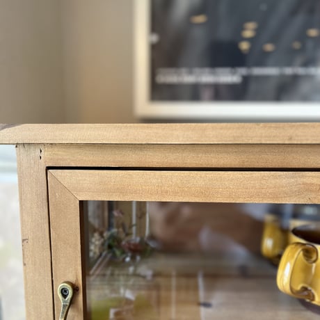 WOOD KITCHEN CABINET / 大きめサイズでたくさん収納 両サイドもガラス面 / サイズ : W380×D250×H400mm  キッチン収納キャビネット ガラスショーケース