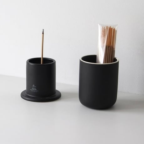 ANAheim Porcelain Ash-Pot "Black" ANAheim / アナハイム ポーセリン アッシュポット / ブラック / 磁器製の電子タバコ用灰皿