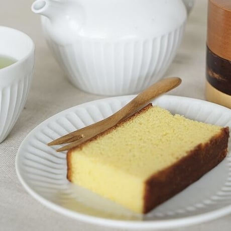チーク材を使ったケーキフォーク / 滑らかな木肌 / チーク材 / サイズ 約w15×L113mm / HOME STEAD by AXCIS.INC