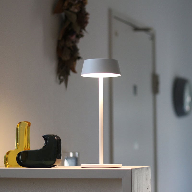 Olika CORDLESS LED TABLE LIGHT / タッチセンサー式 / フロア