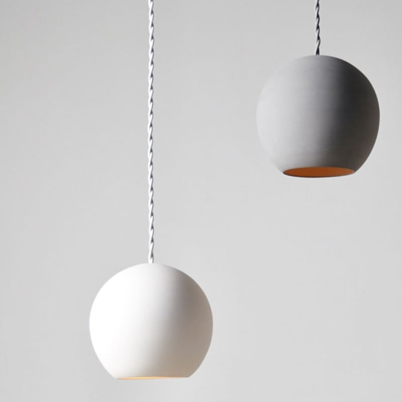 シンプルなボール状デザインが凛としたペンダントライト / GELATO