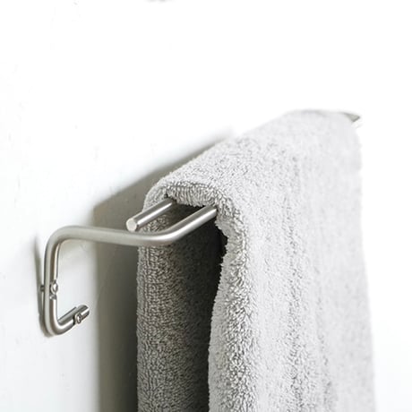 STAINLESS TOWEL HANGER S , M / ren by AXCIS / スタイリッシュながら緊張感を与えない心地よさのタオルハンガー