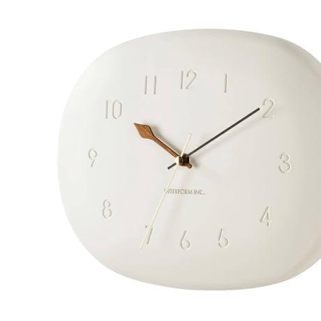 Sapone wall clock / 癒し系のルックスで優しいフォルムのナチュラルな掛け時計