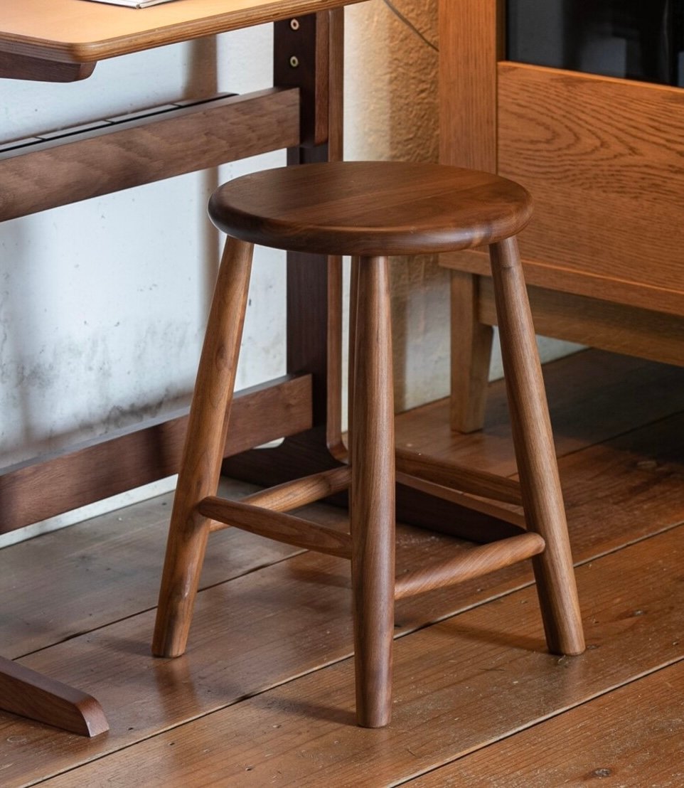 無垢ウォルナットスツール THE STOOL / 無垢 ウォルナット × Stainless Standard – KANADEMONO