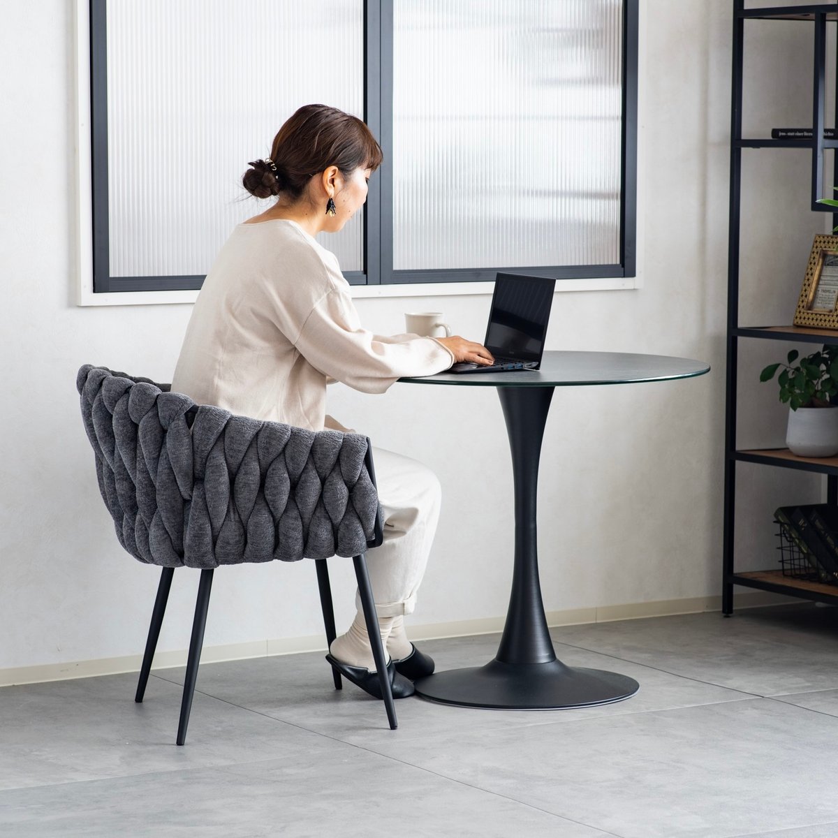 FABRIC 1P CHAIR / クラシカルでモダンなファブリックチェア