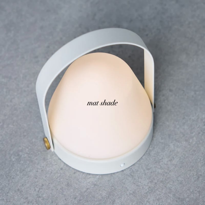 Caravan - LED lantern 2 / 安定した使いやすさの充電式のLEDランタン