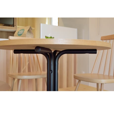 ROUND 80 TABLE / CAFE TABLE / カフェテーブル / 円形テーブル / ダイニングテーブル / サイズ : W80×D80×H67cm