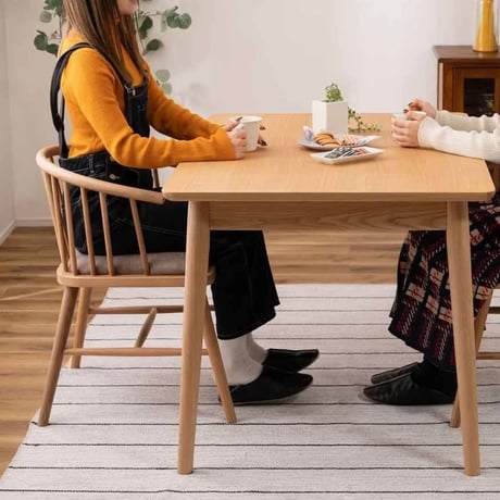 OAK WINDSOR CHAIR / オーク材の滑らかな手触りのウィンザーチェア / ダイニングチェア / 1脚