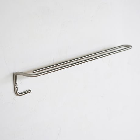 STAINLESS TOWEL HANGER S , M / ren by AXCIS / スタイリッシュながら緊張感を与えない心地よさのタオルハンガー