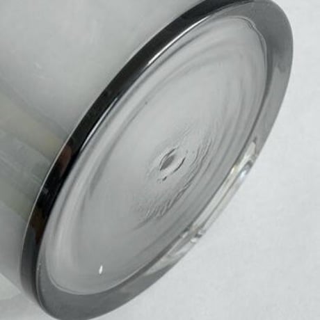 広がるリムが特徴的な背の高いガラスベース / AXCIS ワイドガラスベース / レウナ /花器 / 花瓶 / フラワーベース