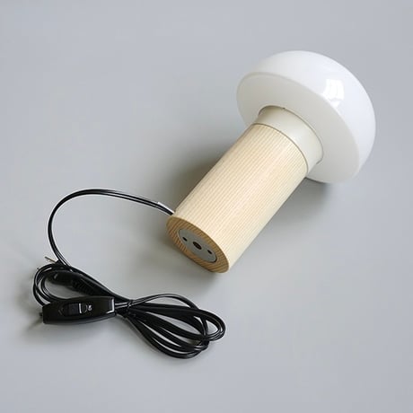 Joo stand light / WH , GY / クラシカルさと現代的な雰囲気を併せ持つ コンパクトで印象的なデザインのテーブルランプ