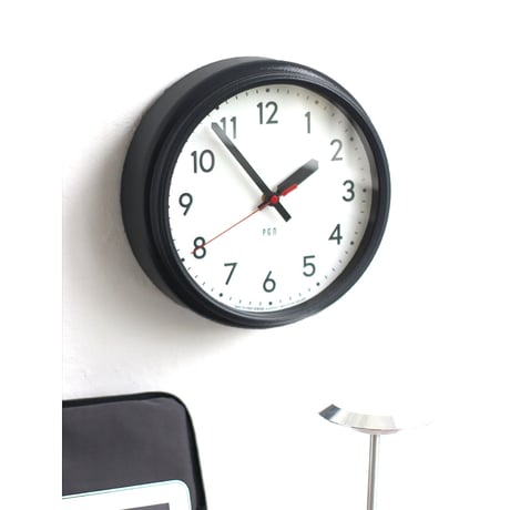 SCHOOLHOUSE WALL CLOCK S / Sサイズ スクールハウス ウォールクロック / GRAY , BLACK / 掛け時計 / スイープムーブメントクロック