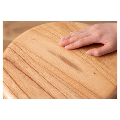 ROUND STOOL / フォルムが愛らしい木のナチュラルなスツール / 木製スツール / サイドテーブル / ナイトスタンド