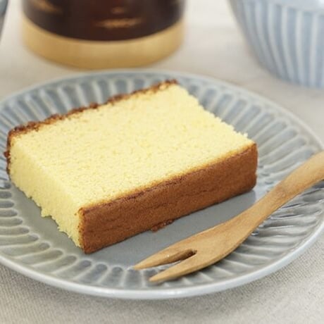 チーク材を使ったケーキフォーク / 滑らかな木肌 / チーク材 / サイズ 約w15×L113mm / HOME STEAD by AXCIS.INC