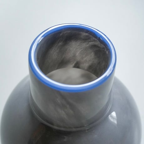 GRASS VASE 03 / Lサイズ /  花をいけてない時もオブジェや雑貨のような存在感でインテリアに個性をプラス