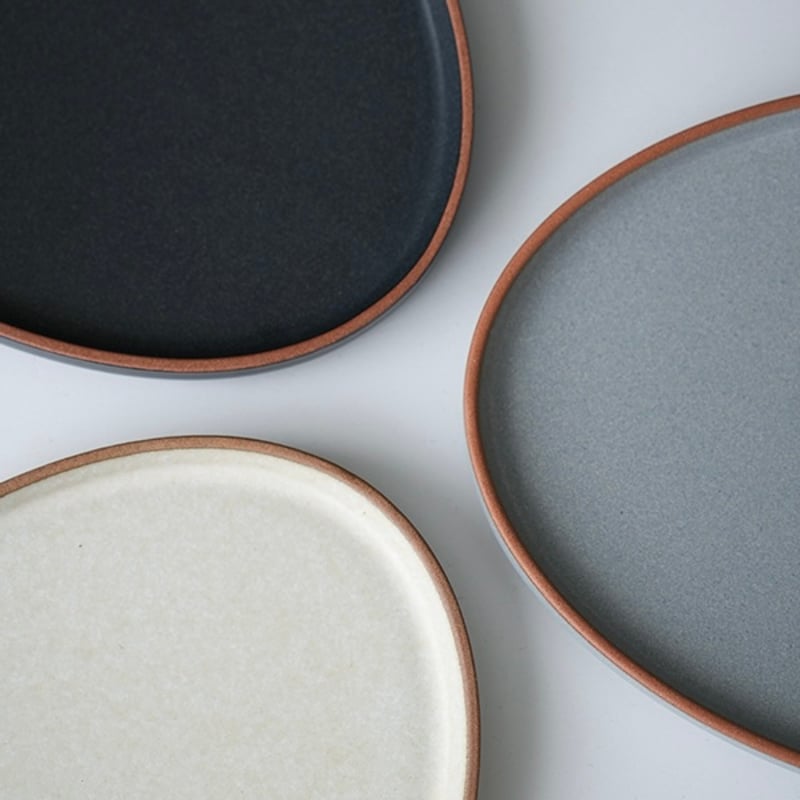AXCIS PURE FLAT OVAL PLATE / マットな質感のナチュラルモダンな陶器