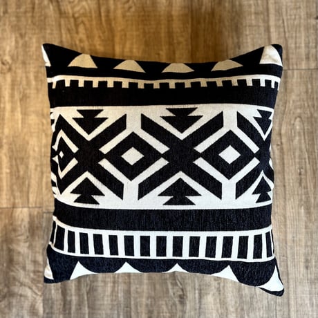 ORTEGA CUSHION COVER / BLACK 45×45cm / クッション / クッションカバー / オルテガ