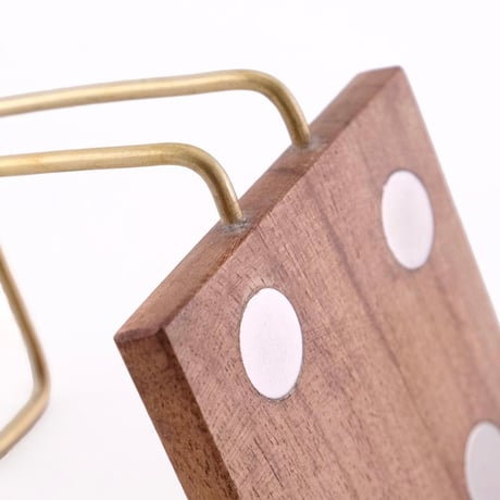 BRASS kitchen paper holder / 木とBRASSの組み合わせがシンプルでありながらも美しいデザインを生み出すキッチンペーパーホルダー / 裏面 マグネット / 2個セット品