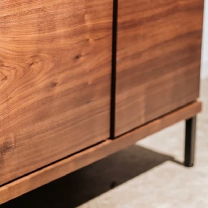 DINING FURNITURE / シンプルでシャープな DINING FURNITURE / シンプルでシャープな