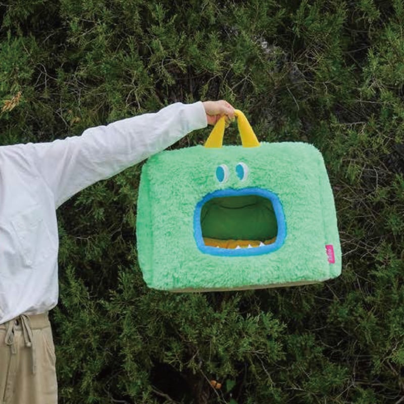 PET BED / ZEZE MONSTER PET BED / ペットベッド | LISTA