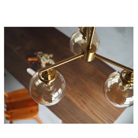 Riquet 03 PENDANT LIGHT / コンパクトなサイズながら存在感の高い3灯のペンダント照明