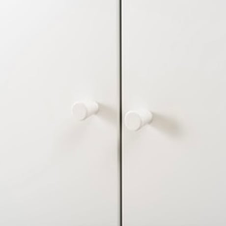 MAT STEEL CABINET / white , pink / マットで無機質な素材ながら可愛い雰囲気の収納キャビネット