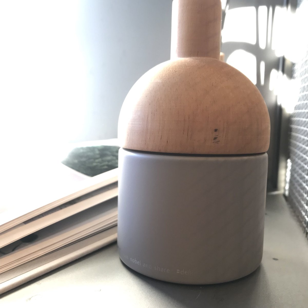 北欧童話のような雰囲気を感じさせる花器 / DOROTeA POT HUNT9 北欧童話のような雰囲気を感じさせる花器 / DOROTeA POT HUNT9