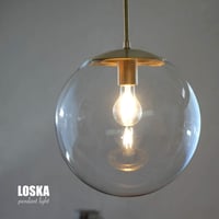 LOSKA / サイズ L / clear , white / 直径約30cmのペンダントライト / ダイニング照明 リビング照明 キッチン照明  / E26口径 LED電球専用