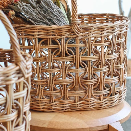RATTAN OVAL BASKET LOOP / 見せる収納としても美しくナチュラルな素材感のラタンバスケット / リビング収納 / バスケット
