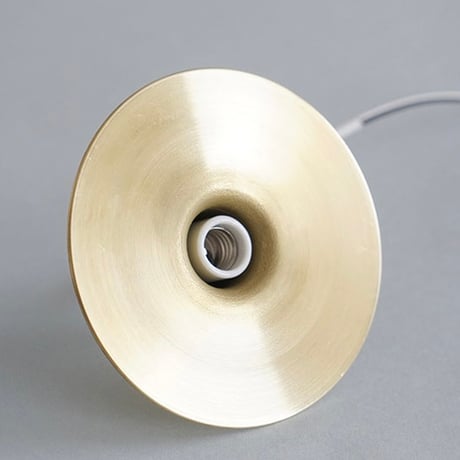 KT brass bracket light / AXCIS  美しい真鍮シェードのブラケットライト / E17口径のLED電球 白熱電球 60Wまで