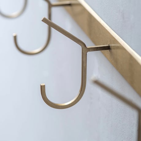 IRON HOOK 04 / BLACK , GRAY , ANTIQUE GOLD / 壁面収納をスタイリッシュにカッコ良さを引き立てるフック