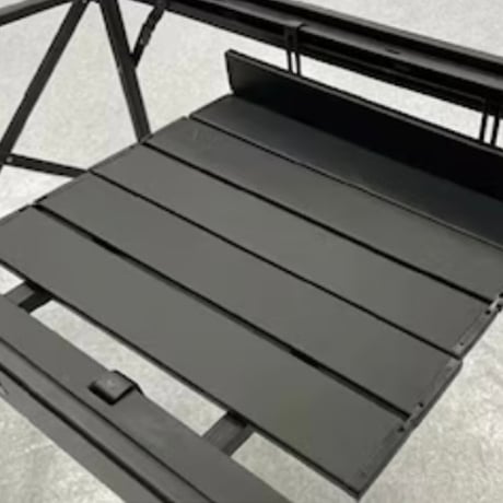 FOLDING TOUGH TABLE / BLACK / タフでありながらどこへでも持ち運べる軽量設計のアウトドアテーブル