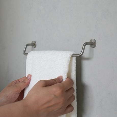 KT sus towel holder / ステンレスの美しいフォルムのタオルホルダー / S . Mサイズ