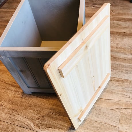 BOX STOOL / シャビーでシックなカラー 腰掛けにもなるおしゃれな収納ボックス / ストレージボックス / リビング収納 / 玄関収納 / 収納ボックス