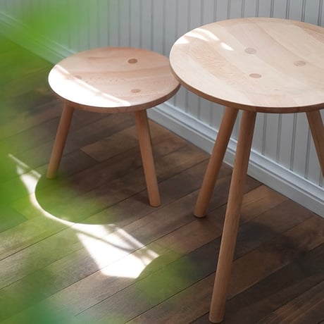 3 legs stool round / H250mm / 洗練された3本レッグの木製スツール / ビーチ材 / AXCIS