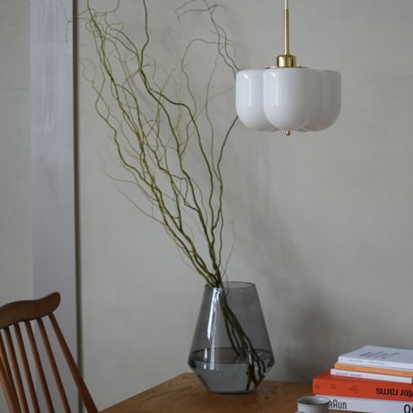 PENDANT LIGHT 60 / 150 / 優雅で上品なフォルムが目を惹くガラスペンダント照明 / LED電球 選択 / GOLD , BLACK / Flora