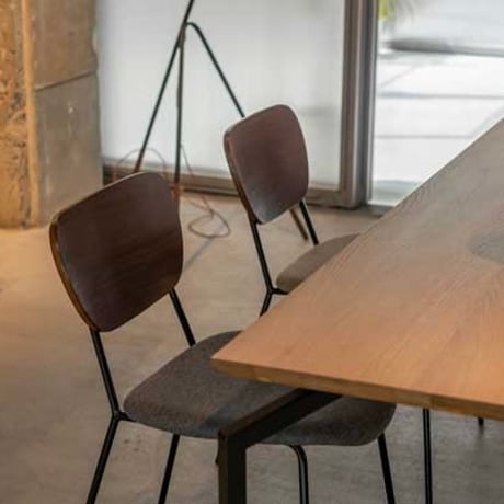 WOOD + FABRIC CHAIR / シンプルでナチュラルな佇まいのカフェチェア / BEIGE , GRAY