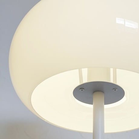 心地良いあかりを生み出す kom フロアライト /  kom floor light / AXCIS /  リビング照明 / 寝室照明 / ダイニング / フロアランプ LED電球 選択