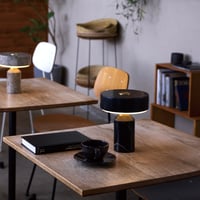 Marble LED-table lamp / 大理石ベースに真鍮のアクセントが美しく映えるテーブルランプ