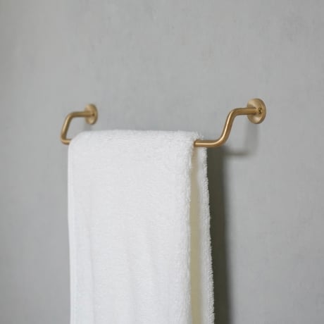 KT brass towel holder / 真鍮の美しいフォルムのタオルホルダー / タオルハンガー S . Mサイズ