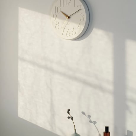 Smuk sweepmovement clock / 立体感のあるデザインの壁掛け時計 / 掛け時計 / 彫刻 / 音がしない掛け時計