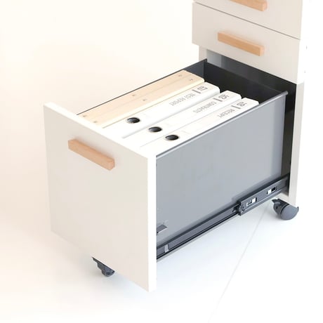 DESK WAGON / WHITE , BLACK / デザイン×機能性 スタイリッシュなキャスターデスクワゴン / 引出しロック機能