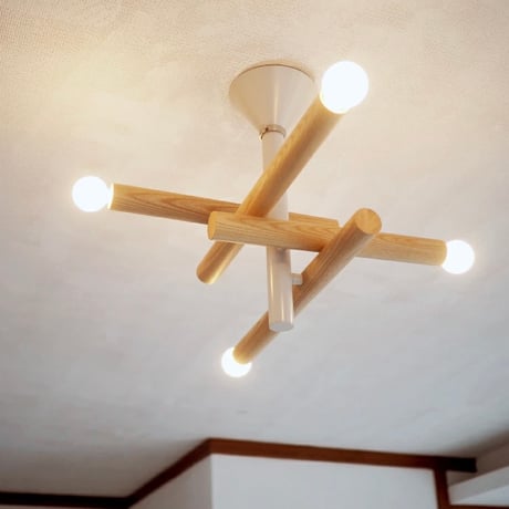Lmmeuble ceiling light / 木組み建築を想起させる存在感の高いシーリングライト / NATURAL , BROWN