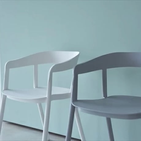 CHAIR02 / デザインと快適性を融合したスタッキングチェア / ダイニングチェア / ホテルライク / 北欧ナチュラル / 韓国インテリア / ポリプロピレン製